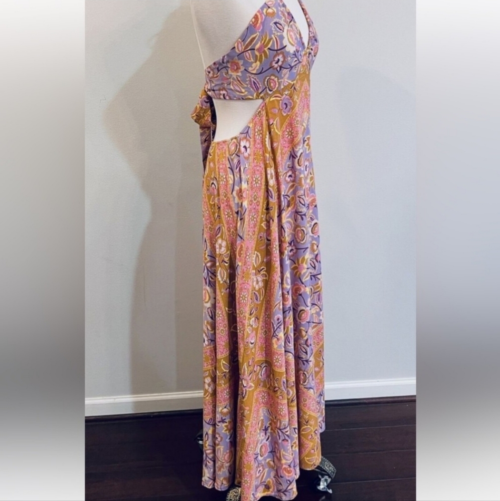 Altered Spell Dress - Picture 3 of 8